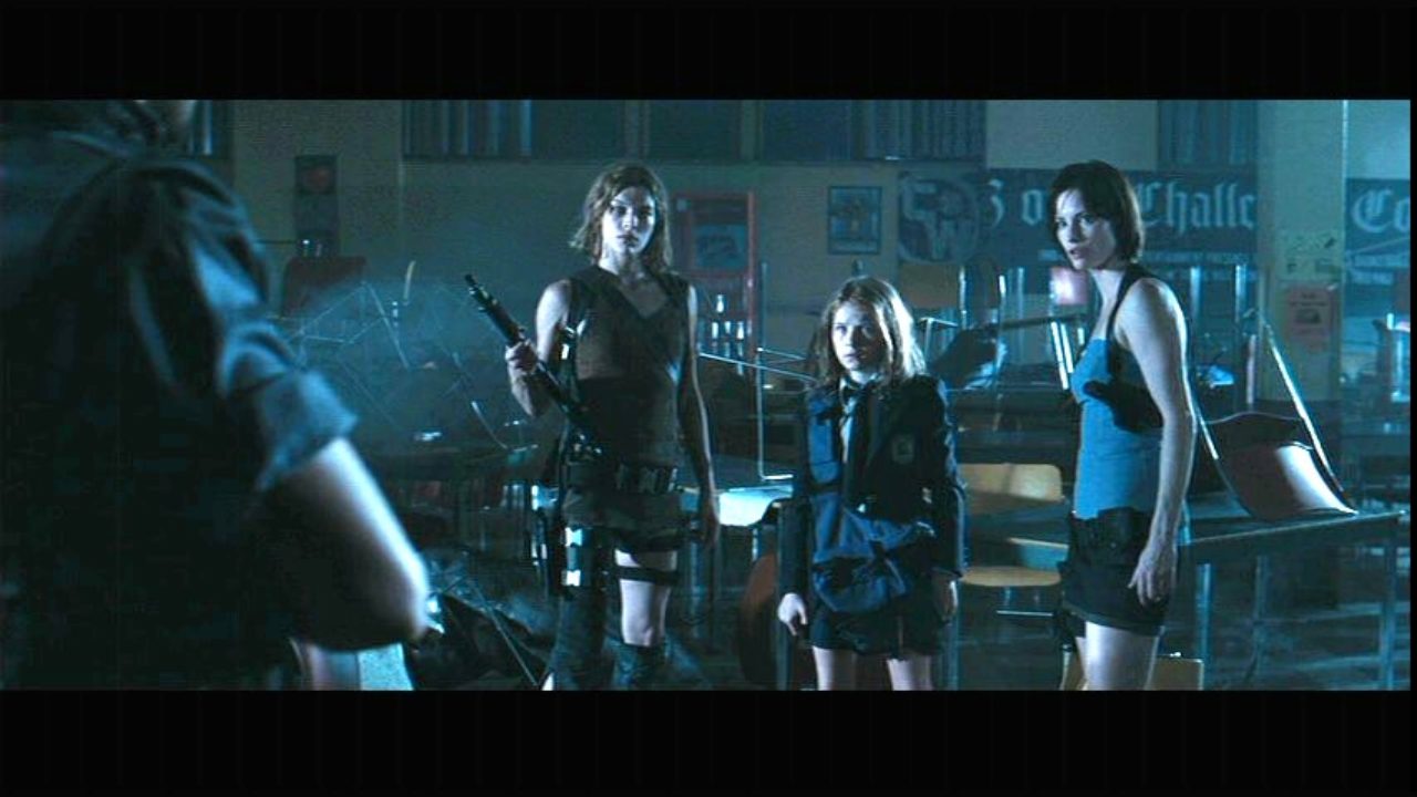 Resident Evil: Apocalypse Review – Hogan Reviews